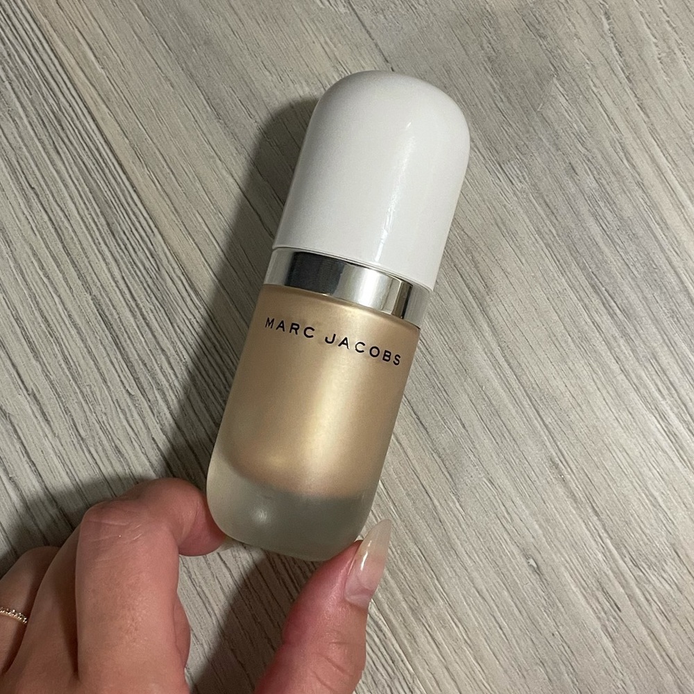 MARC JACOBS Dew Drops